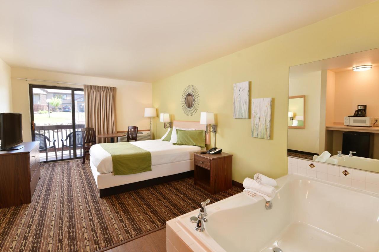 Bakers Sunset Bay Resort Lake Delton Esterno foto