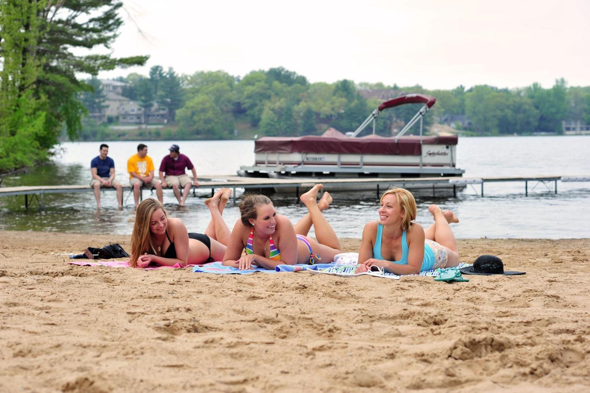 Bakers Sunset Bay Resort Lake Delton Esterno foto